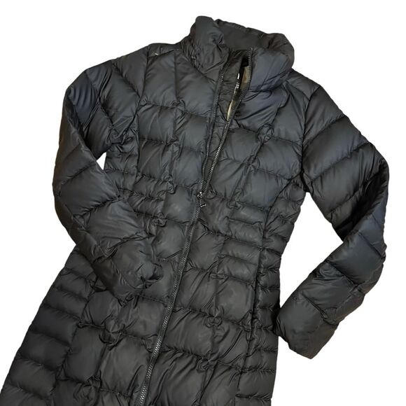 The North Face Black Ski & Snow Jacket - Picture 2 of 9